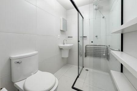 Studio à venda com 38m², 1 quarto e sem vaga Studio à venda com 38m², 1 quarto e sem vagaBanheiro