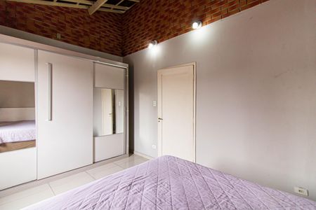 Casa à venda com 104m², 2 quartos e 1 vaga Casa à venda com 104m², 2 quartos e 1 vagaQuarto 1