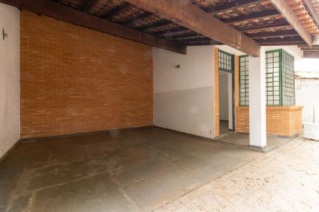 Casa à venda com 200m², 4 quartos e 1 vagaGaragem