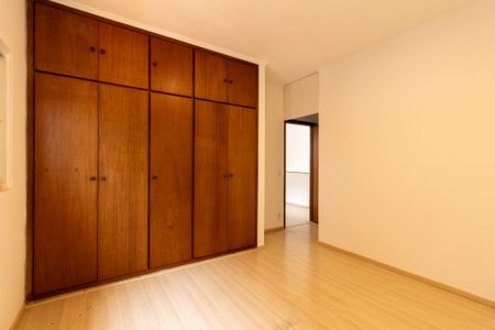 Casa à venda com 200m², 4 quartos e 1 vagaSuite