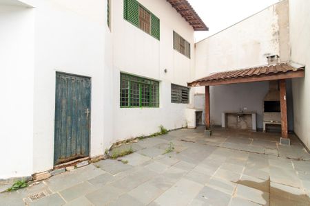Casa à venda com 200m², 4 quartos e 1 vagaÁrea externa