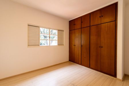 Casa à venda com 200m², 4 quartos e 1 vagaSuite