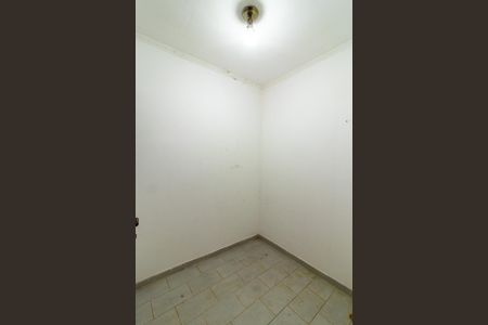 Casa à venda com 200m², 4 quartos e 1 vagaÁrea de Serviço