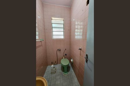 Casa à venda com 300m², 4 quartos e sem vaga