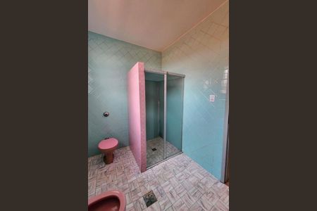 Casa à venda com 300m², 4 quartos e sem vaga