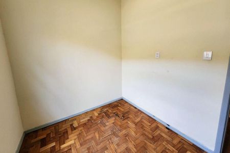Casa à venda com 300m², 4 quartos e sem vaga