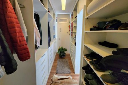 Casa à venda com 572m², 3 quartos e 6 vagas