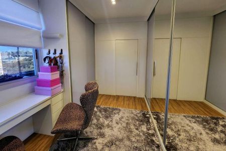 Casa à venda com 572m², 3 quartos e 6 vagas