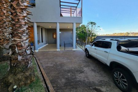 Casa à venda com 572m², 3 quartos e 6 vagas