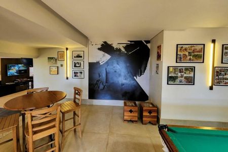 Casa à venda com 572m², 3 quartos e 6 vagas