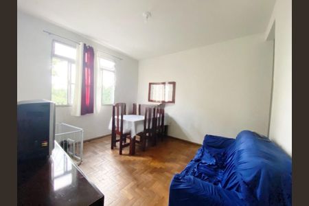 Apartamento à venda com 75m², 3 quartos e 1 vaga