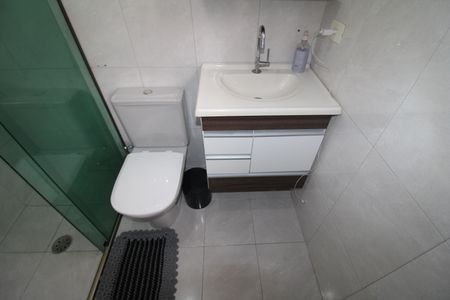 Casa à venda com 130m², 2 quartos e 3 vagasQuarto 1 - Banheiro