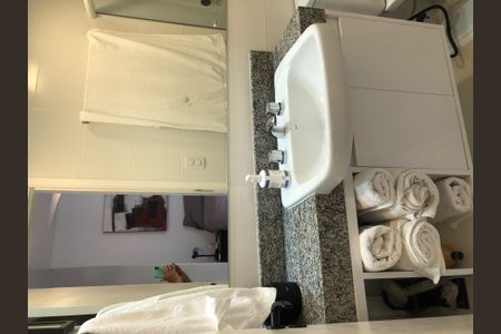 Apartamento à venda com 41m², 1 quarto e 1 vaga