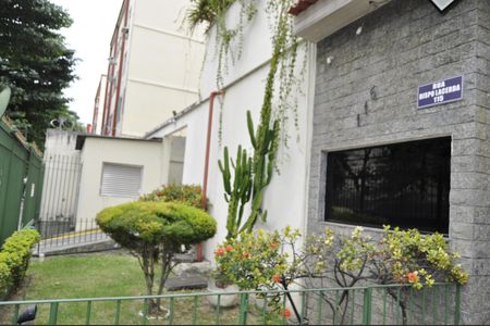 Apartamento para alugar com 42m², 2 quartos e 1 vagaFachada