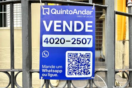 Casa à venda com 120m², 2 quartos e sem vaga Casa à venda com 120m², 2 quartos e sem vagaPlaquinha