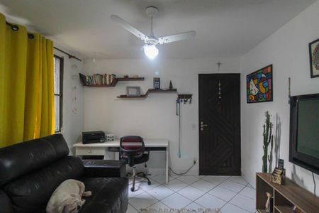 Apartamento à venda com 68m², 2 quartos e 1 vaga Apartamento à venda com 68m², 2 quartos e 1 vagaSala