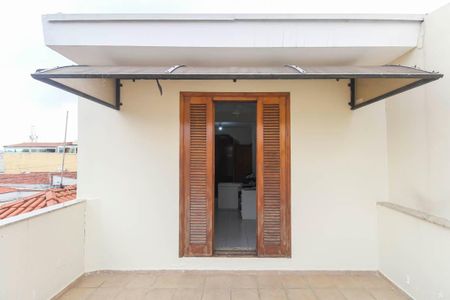 Casa à venda com 73m², 3 quartos e 1 vaga Casa à venda com 73m², 3 quartos e 1 vagaVaranda do Quarto 1