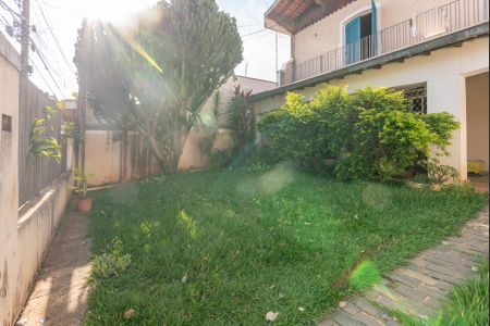 Casa à venda com 199m², 3 quartos e 2 vagasQuintal