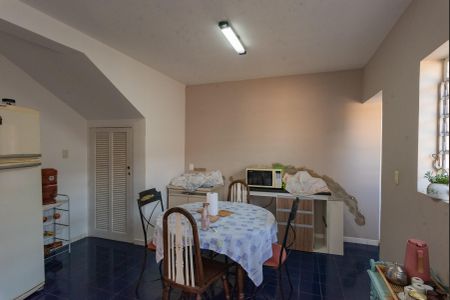Casa à venda com 199m², 3 quartos e 2 vagasCozinha