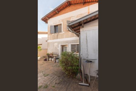 Casa à venda com 199m², 3 quartos e 2 vagasQuintal
