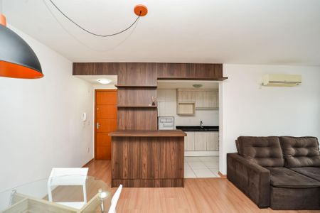 Apartamento à venda com 66m², 2 quartos e 1 vagaSala