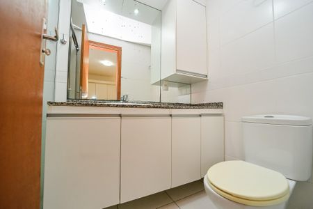 Apartamento à venda com 66m², 2 quartos e 1 vagaBanheiro da Suíte