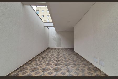 Casa à venda com 130m², 3 quartos e 6 vagas Casa à venda com 130m², 3 quartos e 6 vagasGaragem