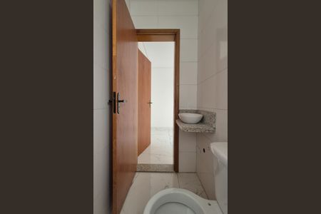 Casa à venda com 130m², 3 quartos e 6 vagas Casa à venda com 130m², 3 quartos e 6 vagasBanheiro da suíte