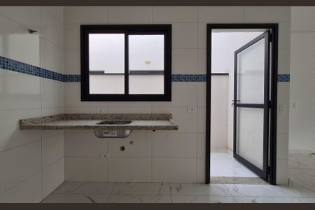 Casa à venda com 130m², 3 quartos e 6 vagas Casa à venda com 130m², 3 quartos e 6 vagasCozinha