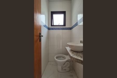 Casa à venda com 130m², 3 quartos e 6 vagas Casa à venda com 130m², 3 quartos e 6 vagasBanheiro