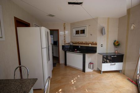 Casa para alugar com 314m², 5 quartos e 2 vagasÁrea de Serviço