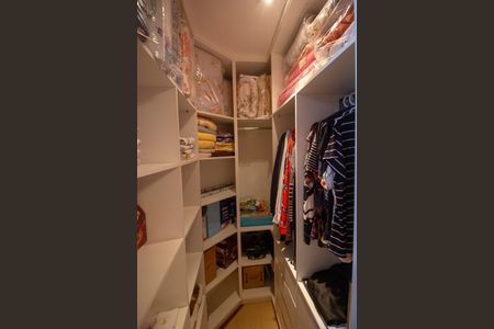 Casa para alugar com 314m², 5 quartos e 2 vagasCloset - Sala
