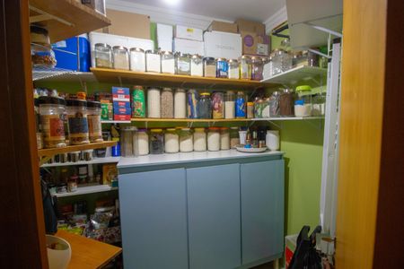 Casa para alugar com 314m², 5 quartos e 2 vagasDespensa