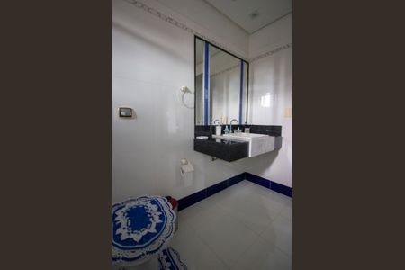 Casa para alugar com 314m², 5 quartos e 2 vagasBanheiro 3