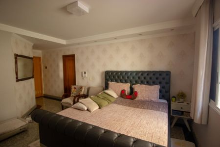 Casa para alugar com 314m², 5 quartos e 2 vagasQuarto 4