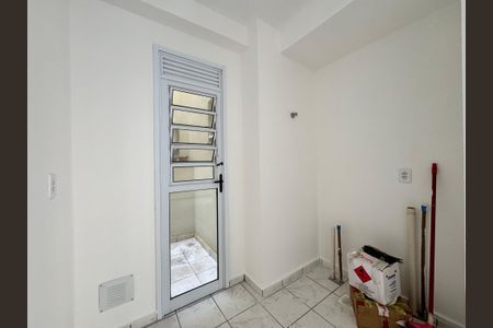 Apartamento à venda com 45m², 2 quartos e 1 vaga Apartamento à venda com 45m², 2 quartos e 1 vagaSala/Cozinha