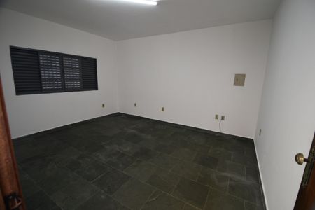 Casa à venda com 166m², 4 quartos e 3 vagasQuarto de Serviço