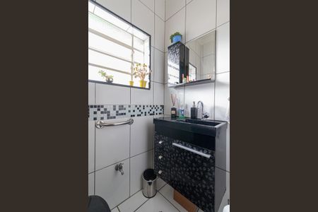 Casa à venda com 160m², 4 quartos e 1 vaga Casa à venda com 160m², 4 quartos e 1 vagaLavabo