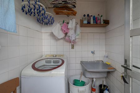 Casa à venda com 160m², 4 quartos e 1 vaga Casa à venda com 160m², 4 quartos e 1 vagaÁrea de Serviço