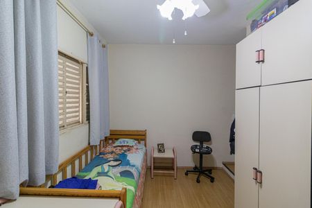 Casa à venda com 160m², 4 quartos e 1 vaga Casa à venda com 160m², 4 quartos e 1 vagaSuíte 2