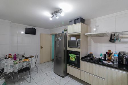 Casa à venda com 160m², 4 quartos e 1 vaga Casa à venda com 160m², 4 quartos e 1 vagaCozinha