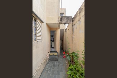 Casa à venda com 160m², 4 quartos e 1 vaga Casa à venda com 160m², 4 quartos e 1 vagaCorredor