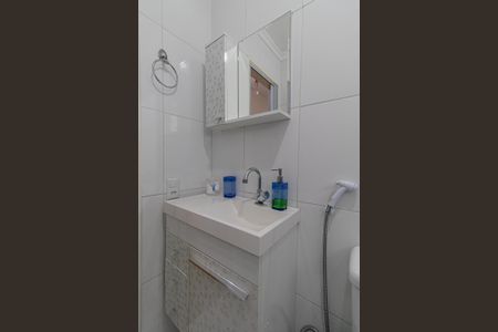 Casa à venda com 160m², 4 quartos e 1 vaga Casa à venda com 160m², 4 quartos e 1 vagaBanheiro Suíte 2