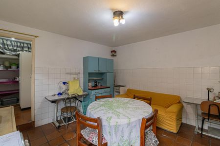 Casa à venda com 160m², 4 quartos e 1 vaga Casa à venda com 160m², 4 quartos e 1 vagaCasa 2 - Cozinha