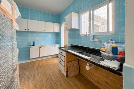 Apartamento à venda com 112m², 2 quartos e sem vaga Apartamento à venda com 112m², 2 quartos e sem vagaCozinha