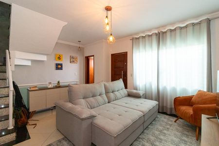 Casa de condomínio à venda com 200m², 3 quartos e 2 vagasSala