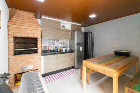 Casa de condomínio à venda com 200m², 3 quartos e 2 vagasÁrea gourmet