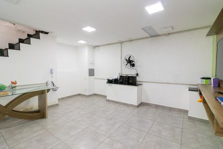 Casa de condomínio à venda com 200m², 3 quartos e 2 vagasDepósito