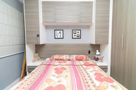 Casa de condomínio à venda com 200m², 3 quartos e 2 vagasSuíte