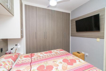 Casa de condomínio à venda com 200m², 3 quartos e 2 vagasSuíte